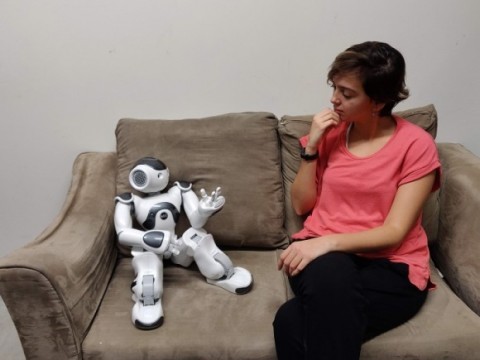 Conversational Robots for Self-Reflection